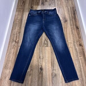 D. Jeans Jeans Women's Sz 14 Blue Wash Stretch Comfort Normcore Classic Nice